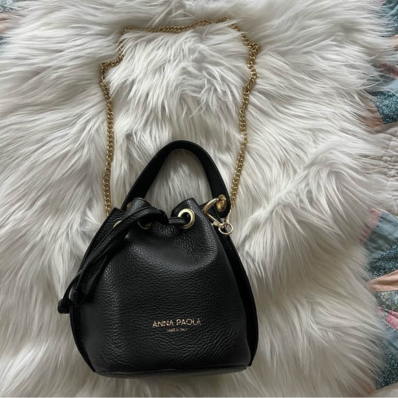 Anna Paola made in Italy bucket bag. - Picture 2 of 8